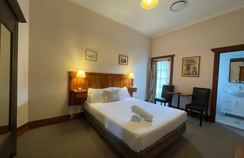 Katoomba Bed & Breakfast | The Belgravia Guesthouse Katoomba