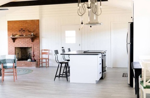 Southmont House | The Bella Brickhouse