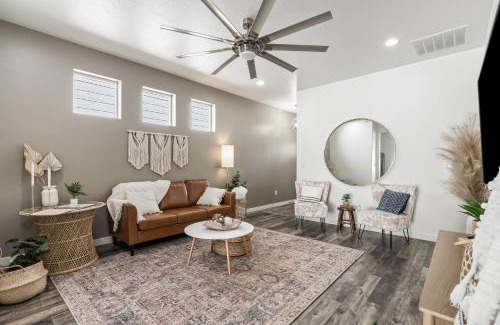 Nampa House | The Bella! West Nampa Private 3 Bedroom Home