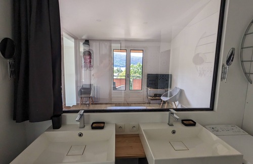 Menthon-Saint-Bernard Apartment | The belvedere of Menthon St Bernard