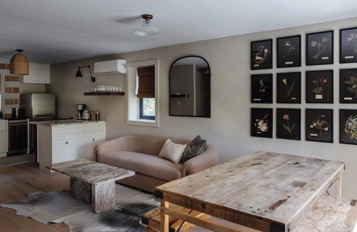 Phoenicia House | The Bend: Trout Lily Suite Pool Sauna Fire Pits