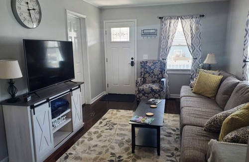 Excelsior Springs House | The Benton House Home Away From Home
