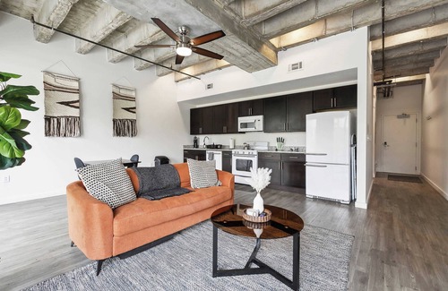 Historic Downtown Baton Rouge Apartment | The Best of Downtown Living!