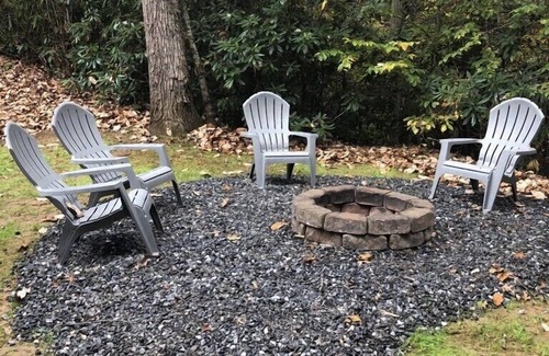 Sylva House | The BEST Pet friendly Sylva NC Mountain Retreat Near WCU and downtown❤️