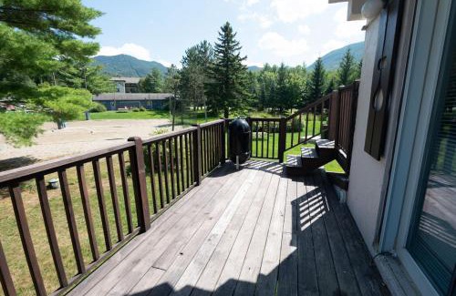 Jeffersonville House | The Best View at Smugglers' Notch