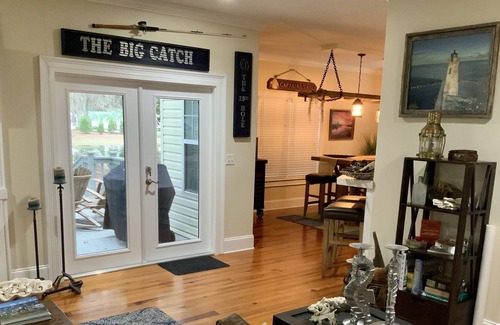 Darien House | The Big Catch @ the 19th Hole