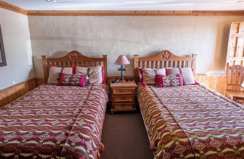 Amarillo House | The Big Texan Double 105