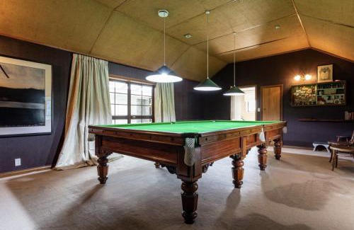 Frankton House | The Billiards Room