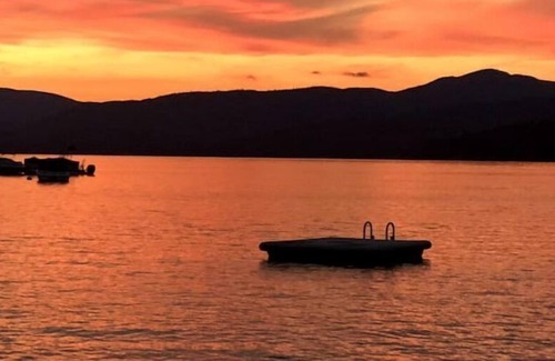 Bristol Cottage | The Birchwood Cottages on Newfound Lake B - PRIME LOCATION- across from beach!