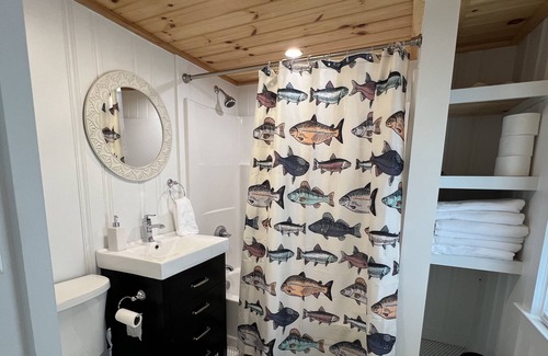 Bristol Cottage | The Birchwood Cottages on Newfound Lake B - PRIME LOCATION- across from beach!