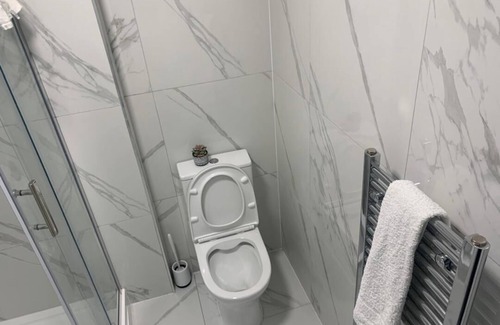 Leicester City Centre Apartment | The Blaby Suite by Nestura