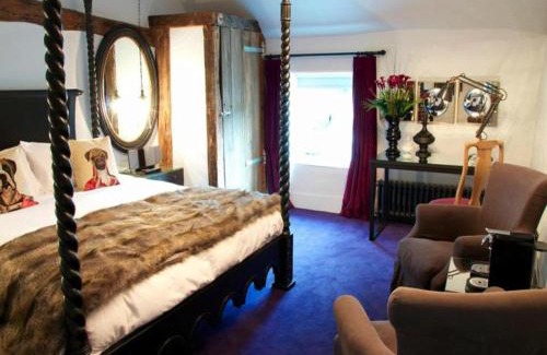 Fulmer Bed & Breakfast | The Black Horse Fulmer