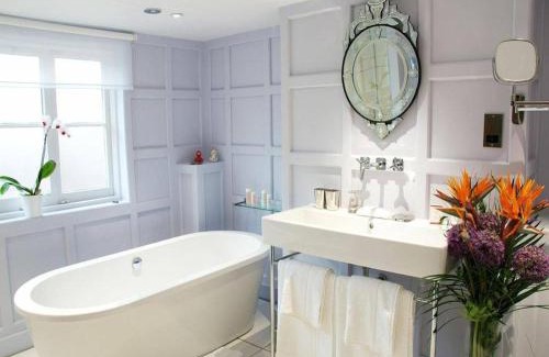 Fulmer Bed & Breakfast | The Black Horse Fulmer