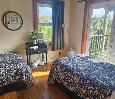 Hokitika Apartment | The Blackhouse Cottage