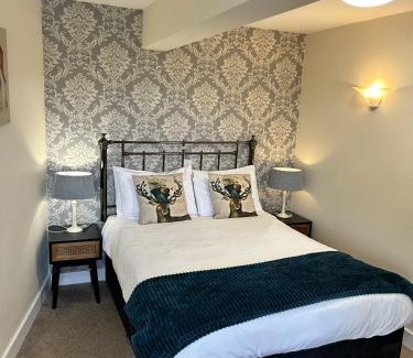 Halland Hotel | The Blacksmiths Arms