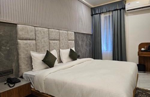 Gwalior Hotel | The Blu Pearl