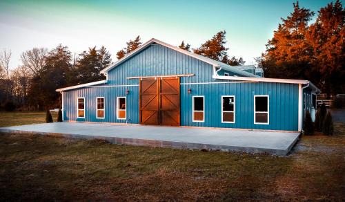 Murfreesboro Apartment | The Blue Barn at the MeadowCreek