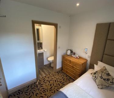 Ford Hotel | The Blue Bell Crookham