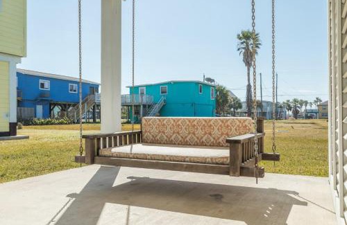Surfside Beach House | The Blue Haven - Cute Beach Bungalow With Easy Access to Sand and Gulf Waters!