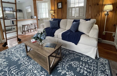 Lee Cottage | The Blue Jay - a New England Cottage