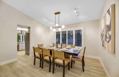 Las Vegas House | The Blue Lagoon: Where Space, Style and Comfort collide!