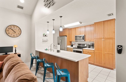 Brunswick House | The Blue Pearl | 3 Bed, 2 Bath