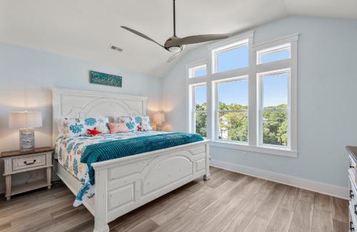 Monteray Shores House | The Blue Pearl