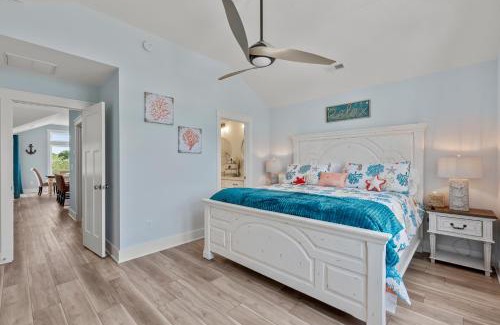 Monteray Shores House | The Blue Pearl