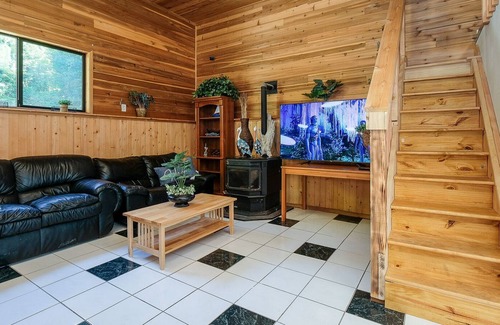 Belfair House | The Blue Pelican: 2-BR Views of Hood Canal