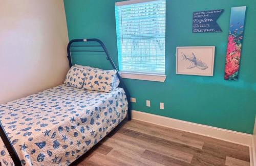 Surfside Beach House | The Blue Seagull - Gulf Views