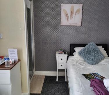 Bridlington Old Town House | The Bluebell Guest House