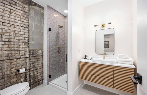 Grand Rapids Apartment | The BlueJay Vintage Suite (No Window)