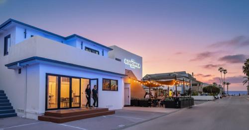 Mission Beach Hotel | The Boardwalk Hotel