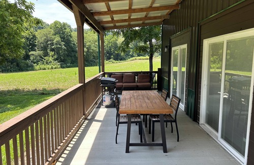 Bakerton Cabin | The Boat Haus Guesthouse, a rustic barndominium on the Cumberland River