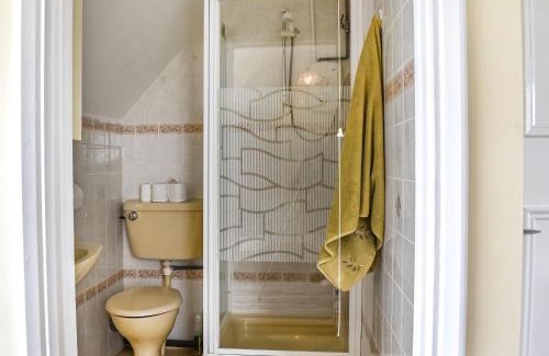 Upstreet House | The Boat House