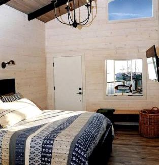 Morro Bay House | The Boathouse Cottage, Waterfront Morro Bay, CA