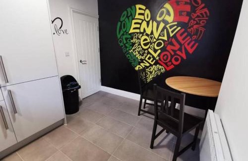 Liverpool Apartment | The Bob Marley 'One Love' Apartment, Relaxed Vibes