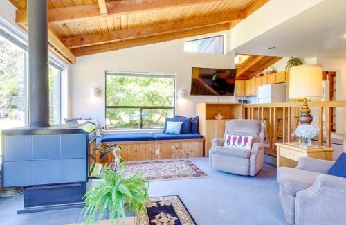 Sea Ranch House | The Bobcat House