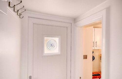 Acomb Apartment | The Bolt Hole -Mini Studio