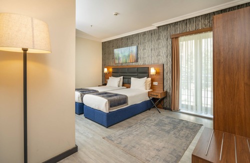 Bostanci Hotel | The Bostanci Hotel