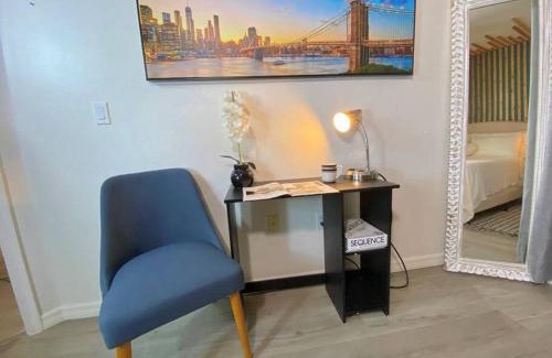 Gainesville Apartment | The Botanical Retreat, King Comfort & Poolside Peace