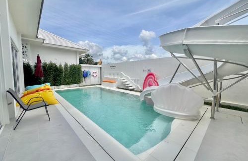 Chonburi Villa | The Botany Pool Villa