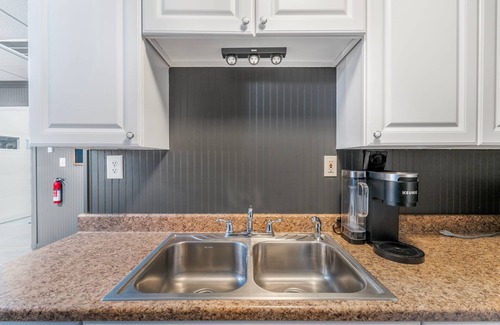 Frankfort Apartment | The Bourbon Garage- walking distance to Buffalo Trace!