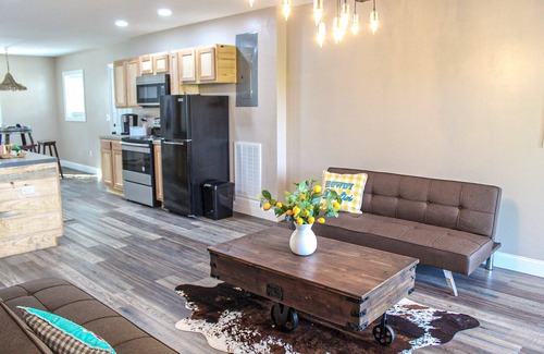 Guntersville Condo | The Bourbon House at Lake Guntersville