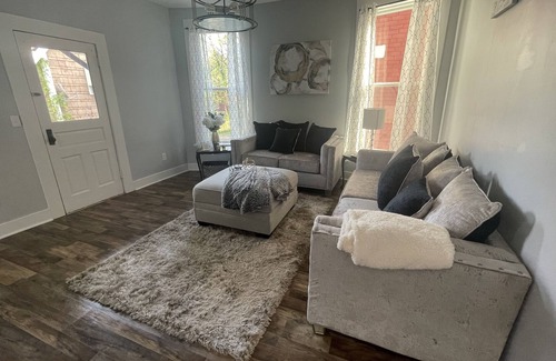 East Price Hill Apartment | The Braxton