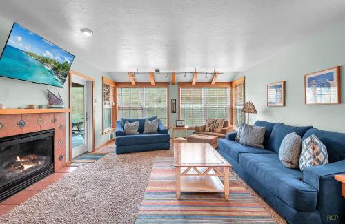 Shorepine Village House | The Break