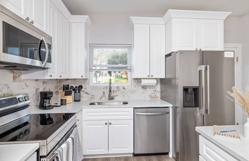Kannapolis House | The Briar ~ Sleek 3BR New Home Walk to DT w/Outdoor Area