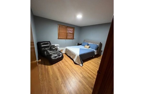 Hartford House | The “Brick Haven” central to downtown Hartford