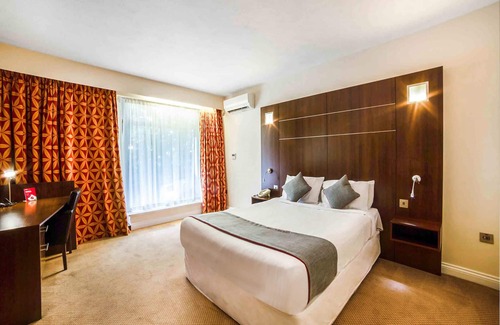 Reigate Hotel | The Bridge House Hotel