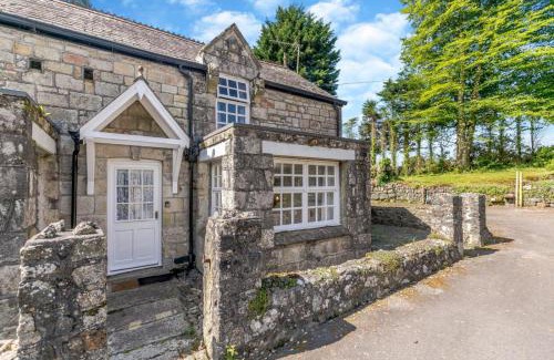 St Austell House | The Bridles at Hembal Manor